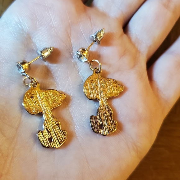 NWOT Snoopy Earrings - Picture 4 of 4
